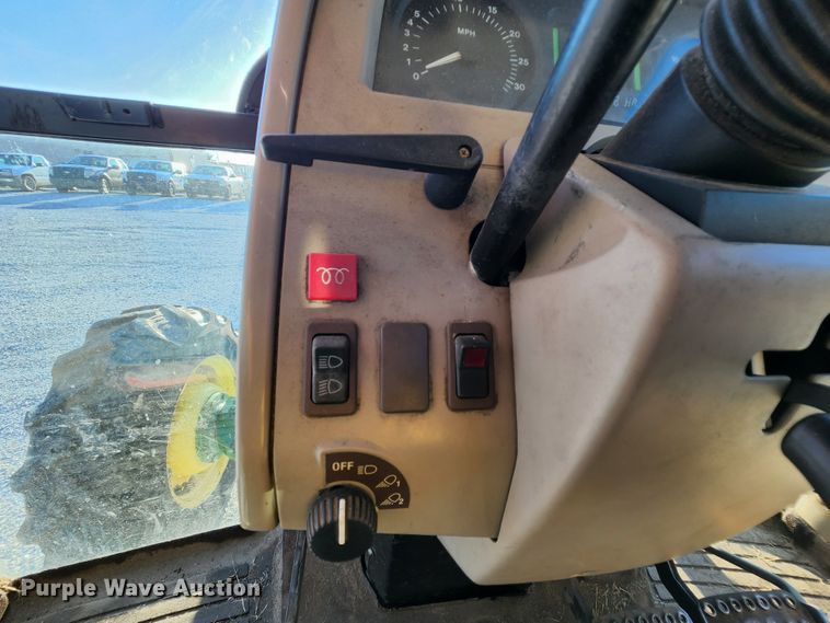 image for item MK9132 2007 John Deere 6415 MFWD tractor