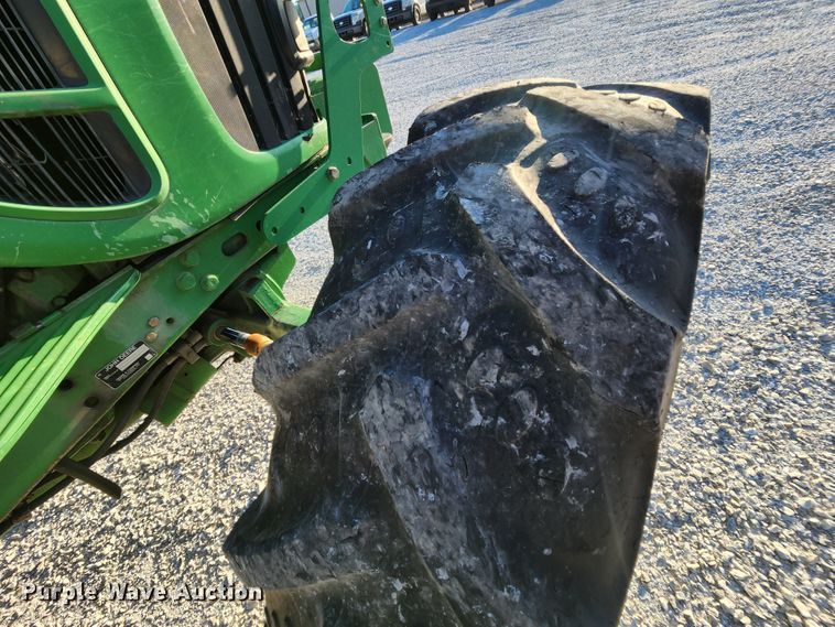 image for item MK9132 2007 John Deere 6415 MFWD tractor