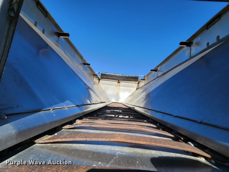 image for item MK9133 2006 International 7400  dump truck