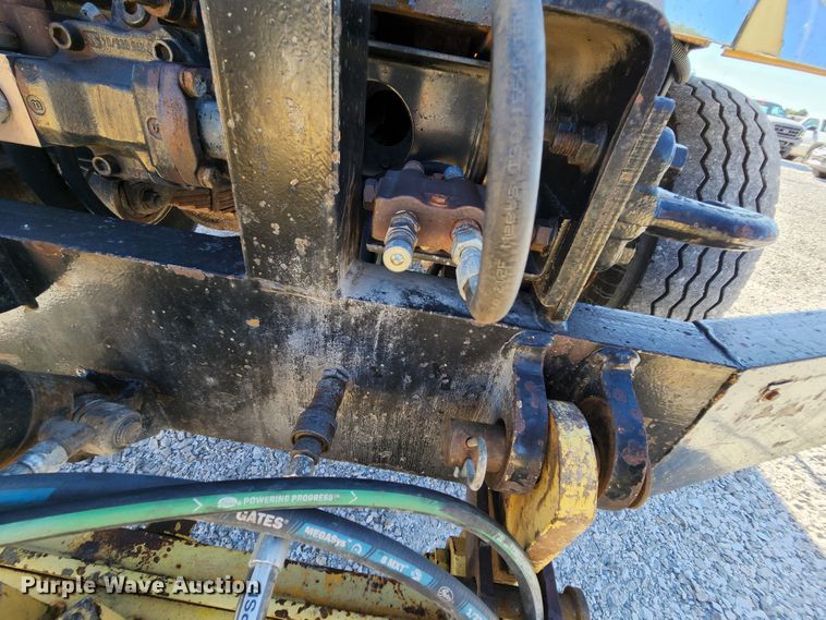 image for item MK9133 2006 International 7400  dump truck