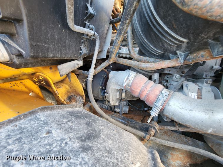 image for item MK9133 2006 International 7400  dump truck