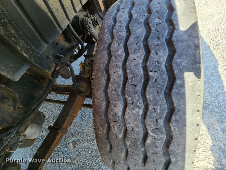 image for item MK9133 2006 International 7400  dump truck