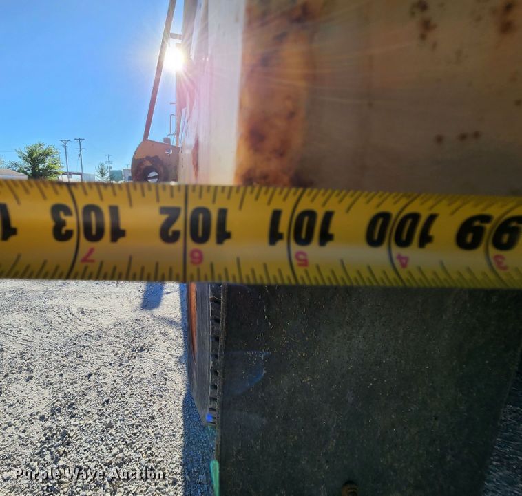 image for item MK9134 2006 International 7400  Crew Cab dump truck