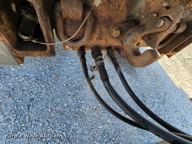 image for item MK9134 2006 International 7400  Crew Cab dump truck