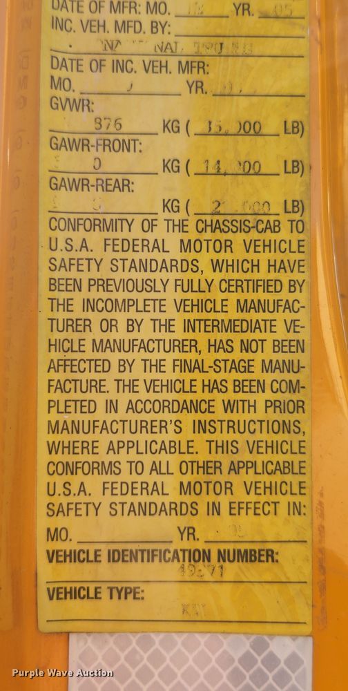 image for item MK9134 2006 International 7400  Crew Cab dump truck