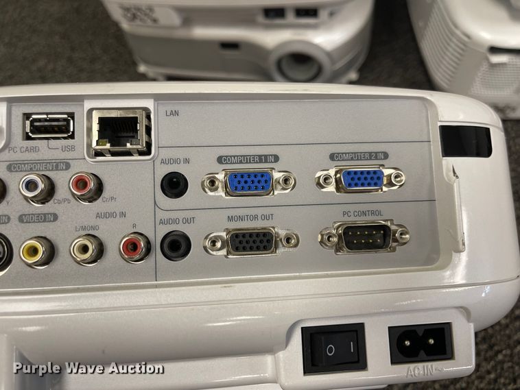 image for item MU9039 (6) NEC LT280 projectors