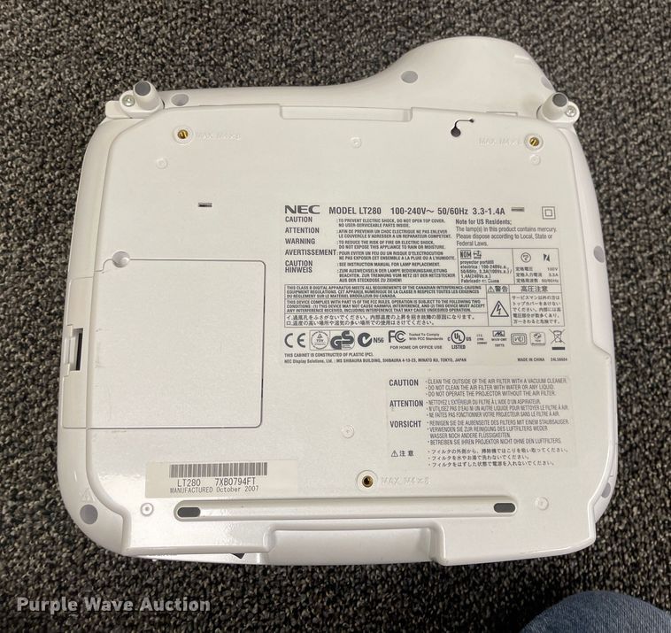 image for item MU9039 (6) NEC LT280 projectors