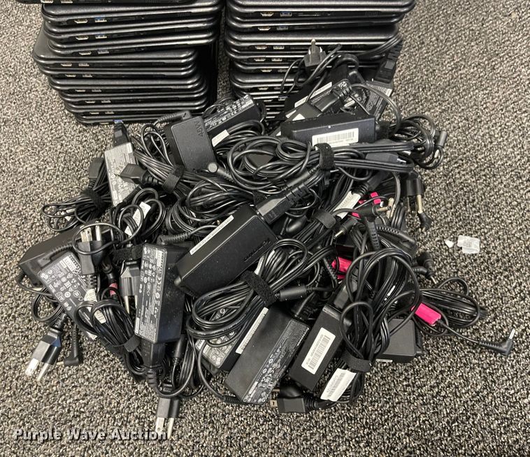 image for item MU9040 (20) Lenovo Chromebook laptops