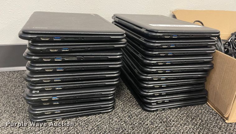image for item MU9043 (20) Lenovo Chromebook laptops