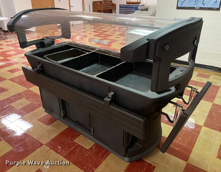 image for item MU9044 Salad bar