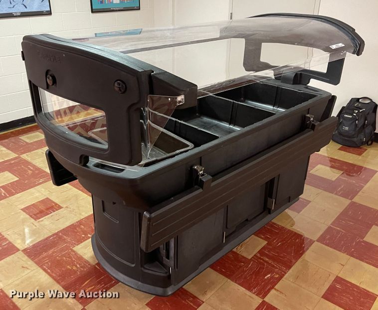 image for item MU9044 Salad bar