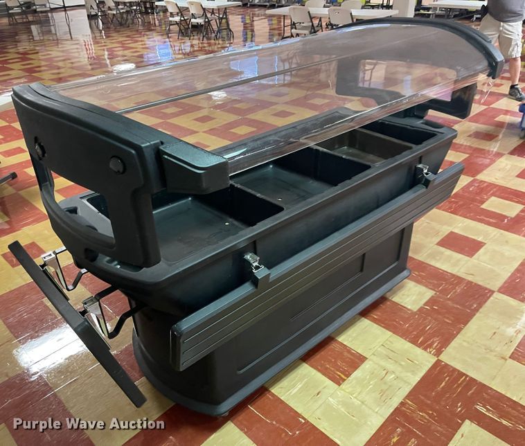 image for item MU9044 Salad bar