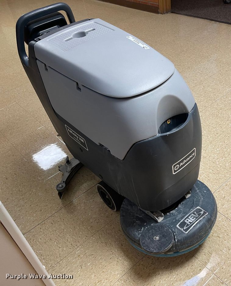 image for item MU9046 Advance REV Adfinity 20R  floor scrubber