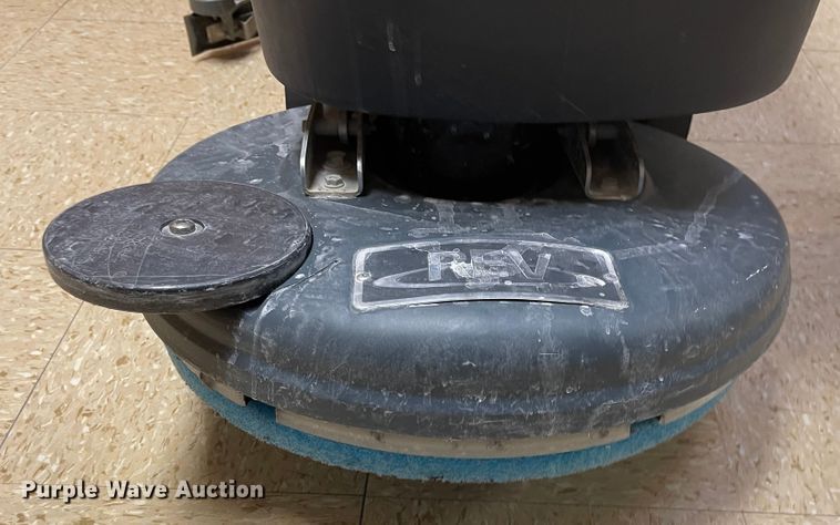 image for item MU9046 Advance REV Adfinity 20R  floor scrubber