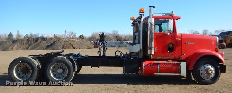 image for item MX9991 1989 International 9300  semi truck