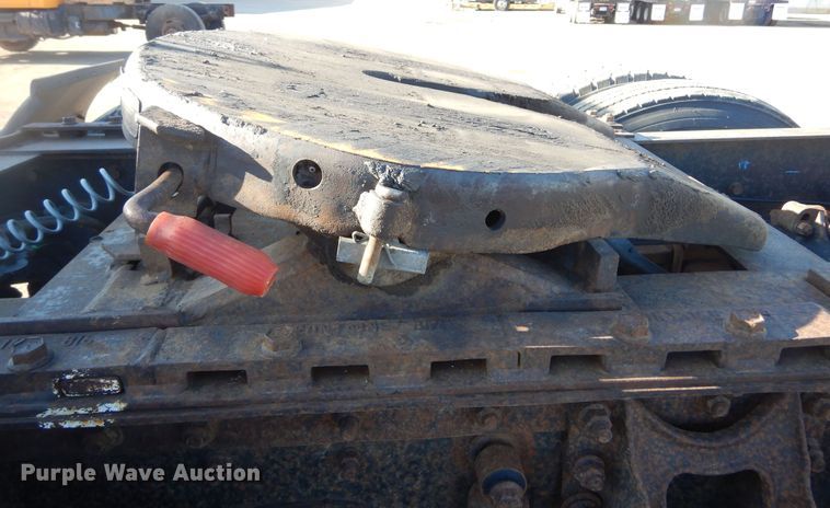 image for item MX9991 1989 International 9300  semi truck