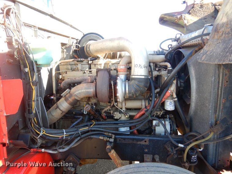 image for item MX9991 1989 International 9300  semi truck