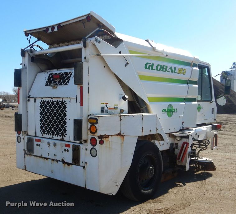 image for item MX9992 2014 Global M3  street sweeper