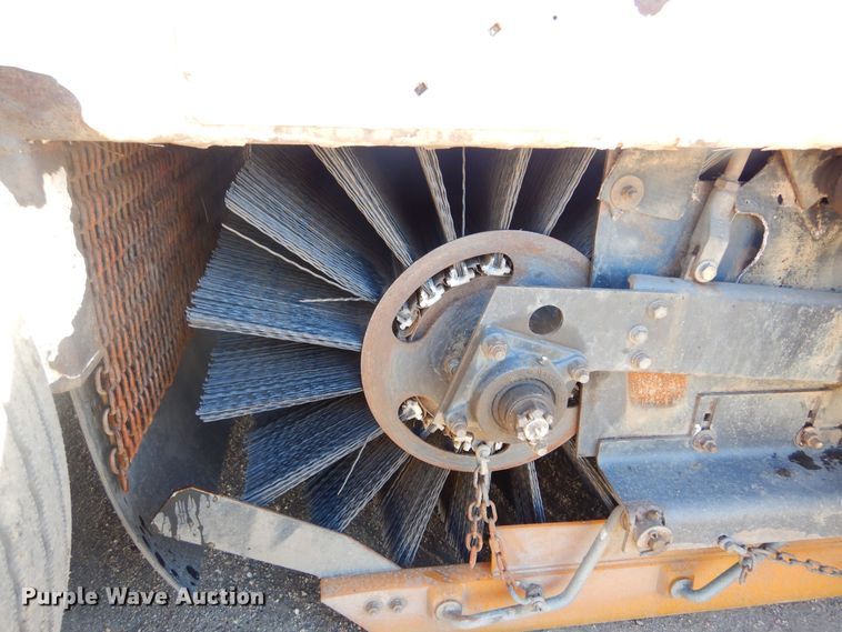 image for item MX9992 2014 Global M3  street sweeper