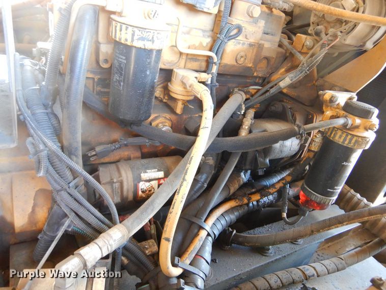 image for item MX9992 2014 Global M3  street sweeper