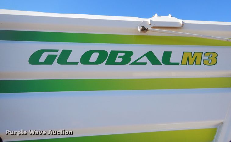 image for item MX9992 2014 Global M3  street sweeper