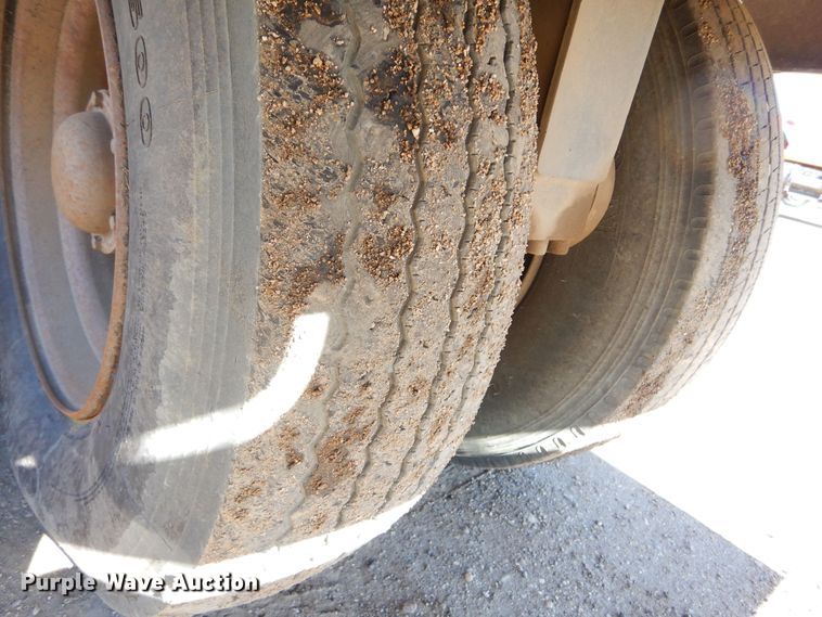 image for item MX9992 2014 Global M3  street sweeper