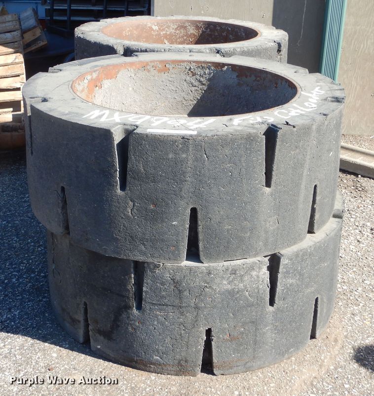 image for item MX9994 (4) solid tires and wheels