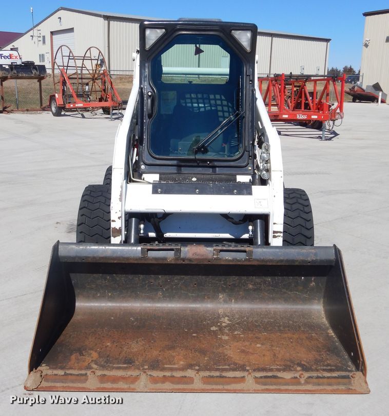 image for item MX9995 2012 Bobcat S185  skid steer loader