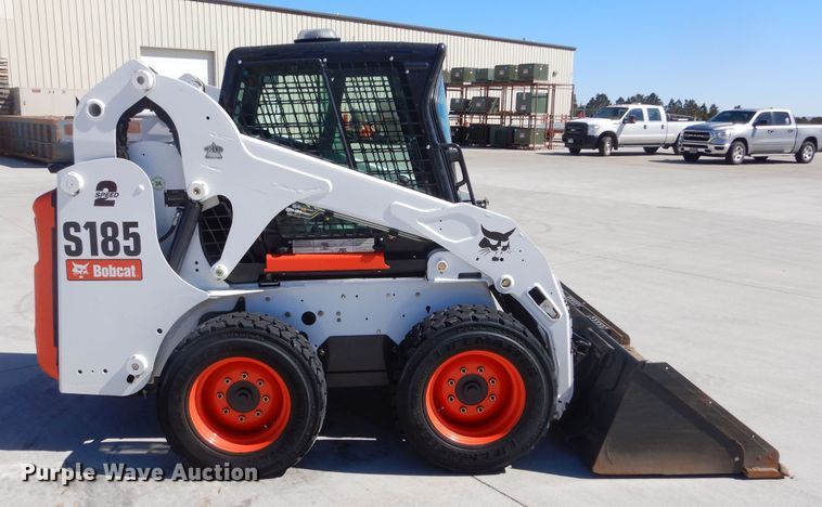 image for item MX9995 2012 Bobcat S185  skid steer loader