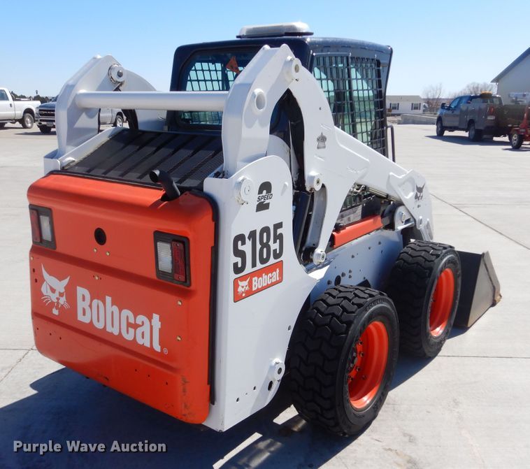 image for item MX9995 2012 Bobcat S185  skid steer loader