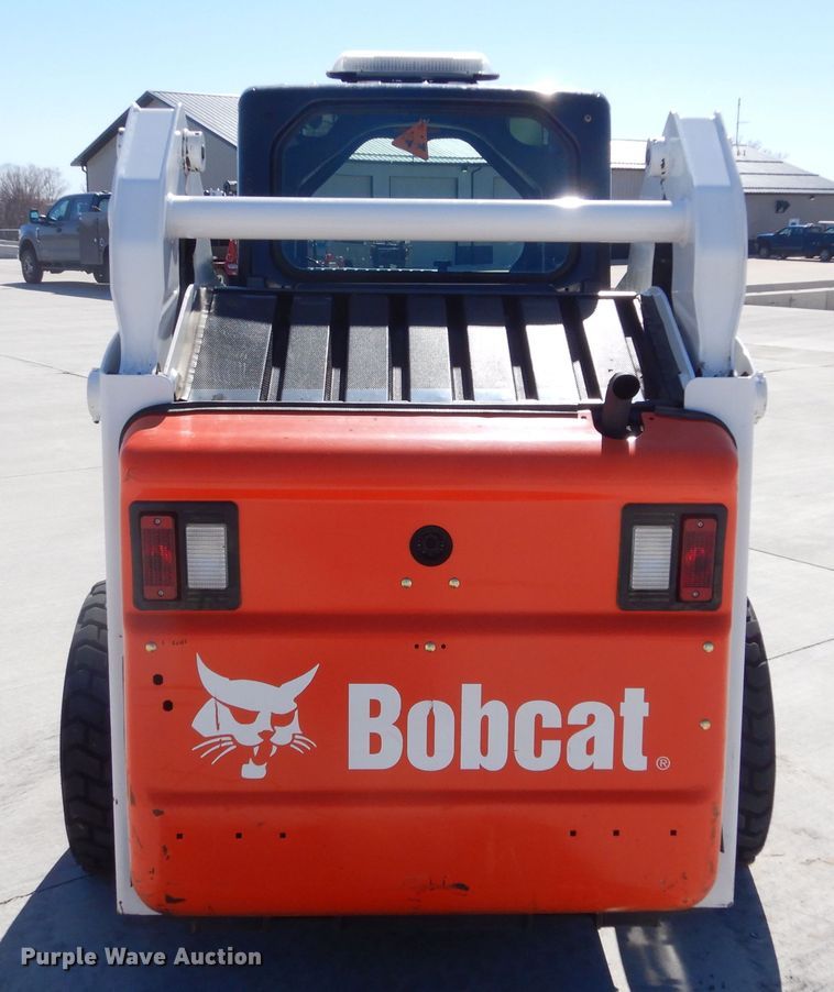 image for item MX9995 2012 Bobcat S185  skid steer loader