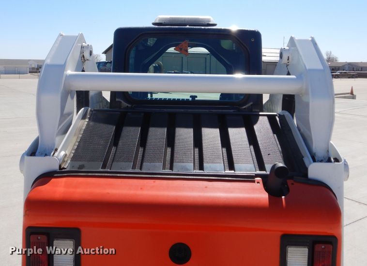 image for item MX9995 2012 Bobcat S185  skid steer loader