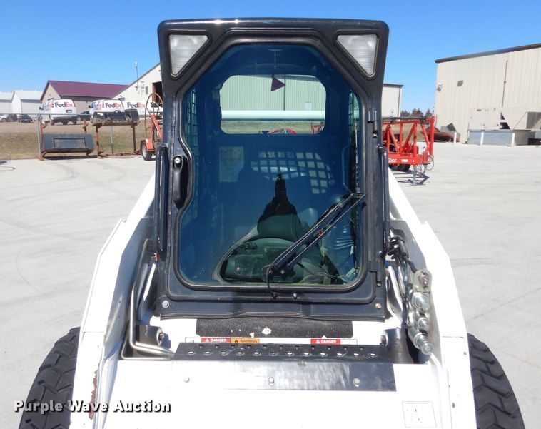 image for item MX9995 2012 Bobcat S185  skid steer loader