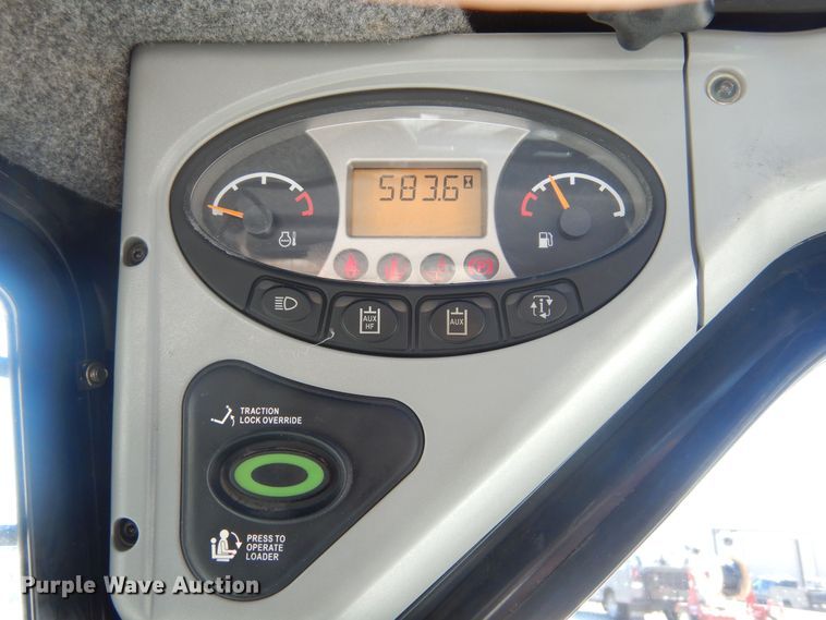 image for item MX9995 2012 Bobcat S185  skid steer loader