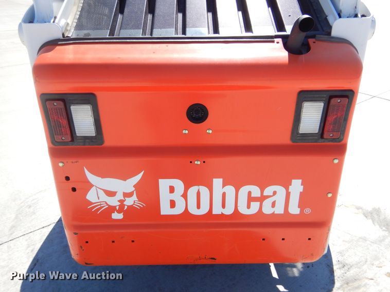 image for item MX9995 2012 Bobcat S185  skid steer loader