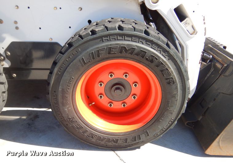 image for item MX9995 2012 Bobcat S185  skid steer loader