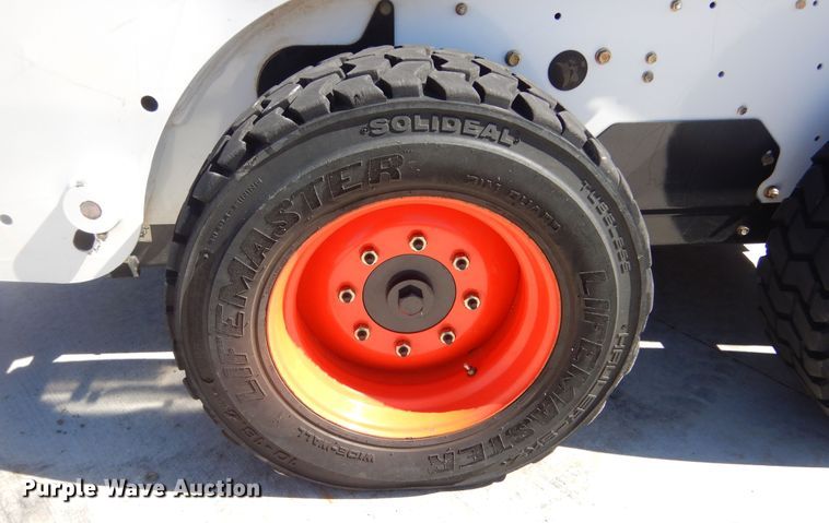 image for item MX9995 2012 Bobcat S185  skid steer loader