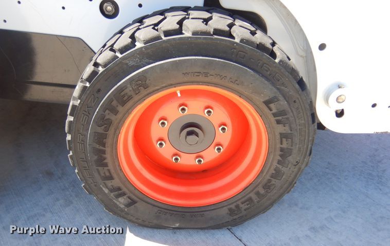 image for item MX9995 2012 Bobcat S185  skid steer loader