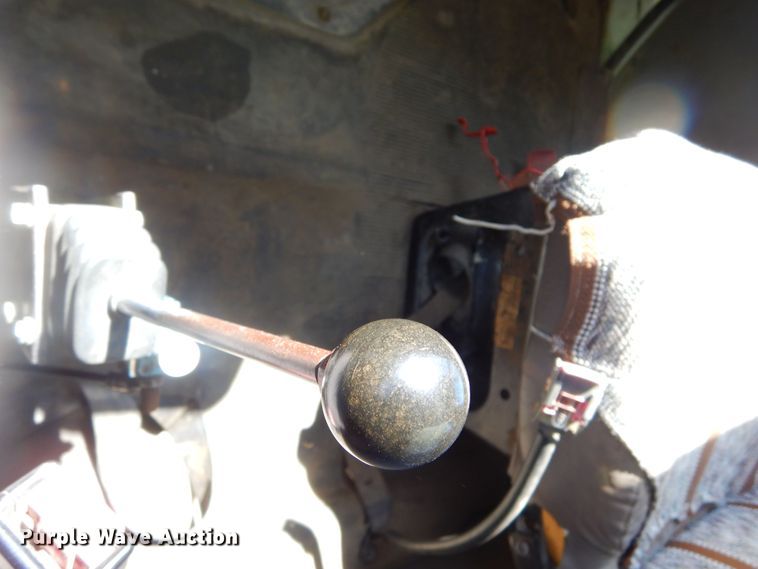 image for item MX9997 1995 International 4700  dump truck