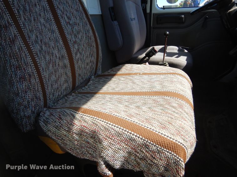 image for item MX9997 1995 International 4700  dump truck