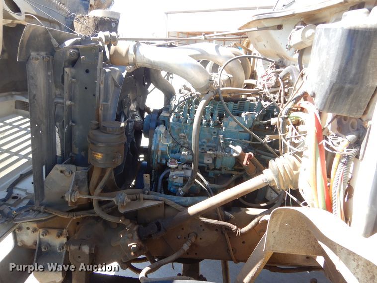 image for item MX9997 1995 International 4700  dump truck