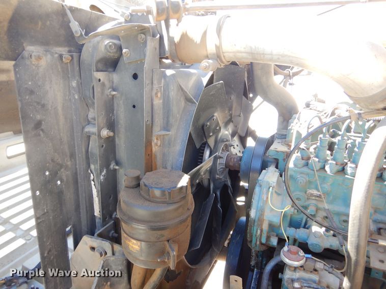 image for item MX9997 1995 International 4700  dump truck