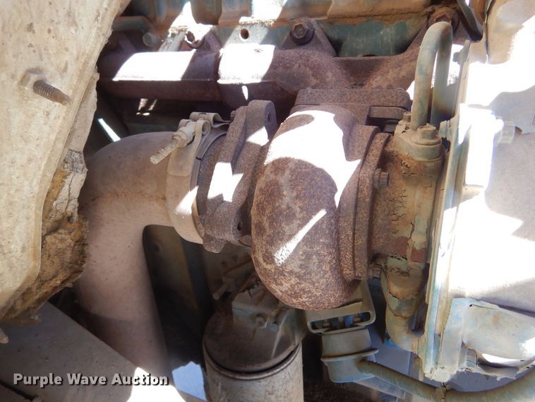 image for item MX9997 1995 International 4700  dump truck