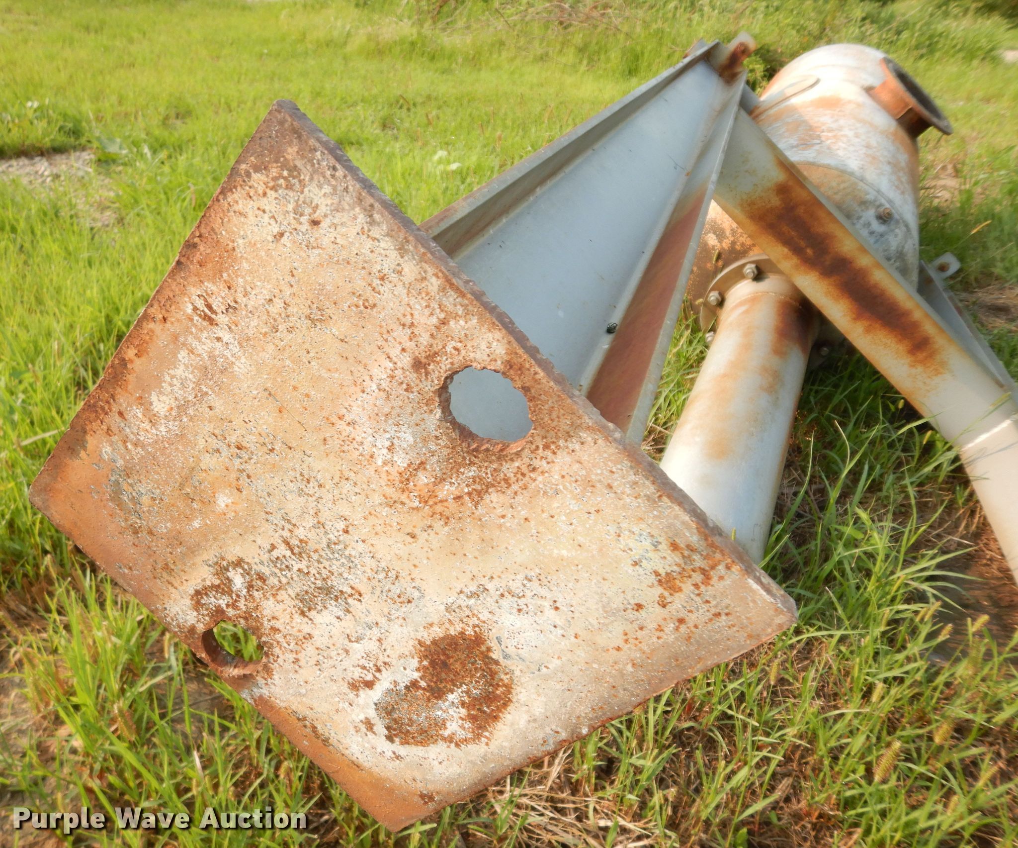 Muffler in Manhattan, KS Item KS9807 sold Purple Wave