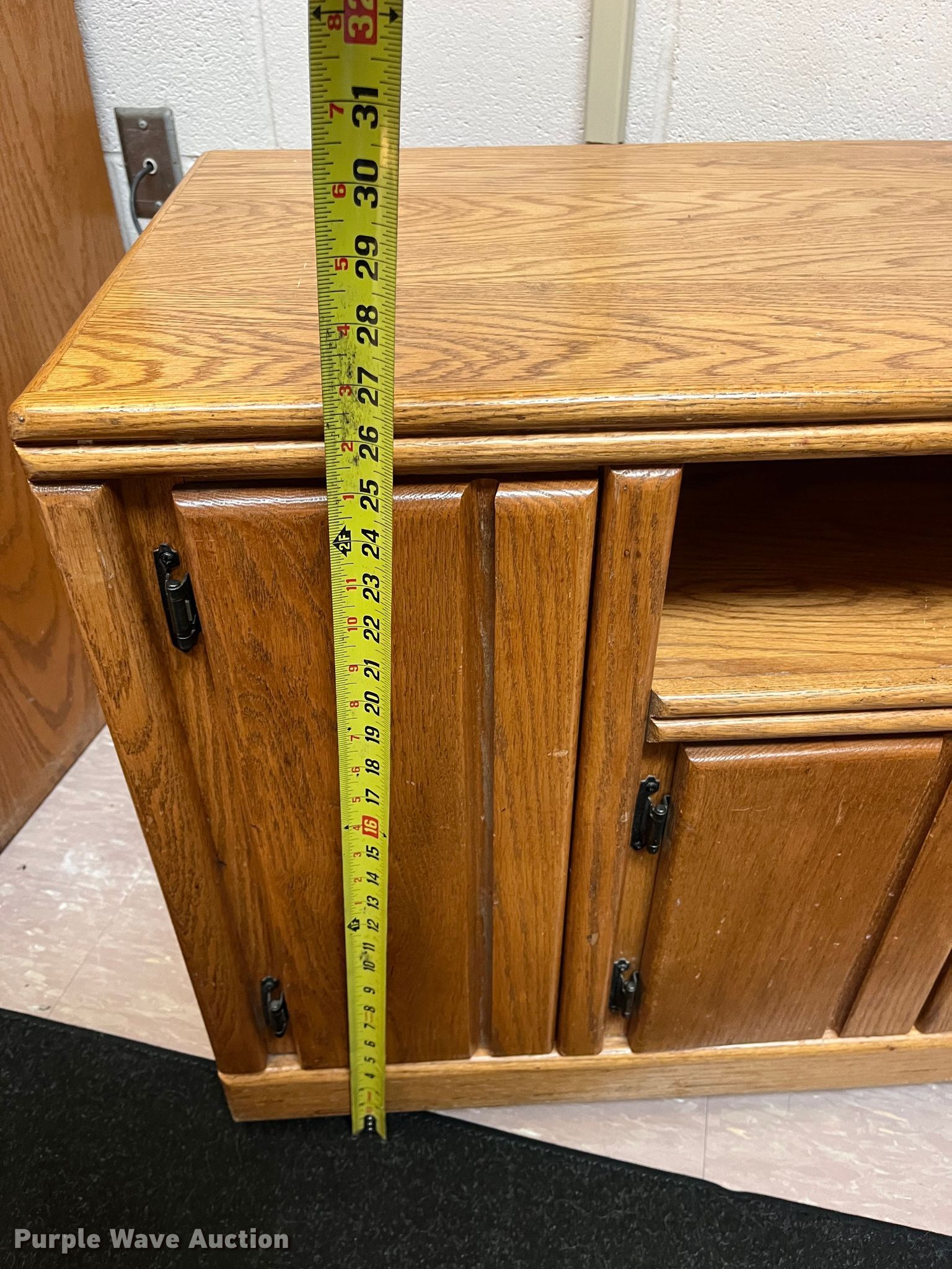 Furniture in Wichita, KS Item LD9625 sold Purple Wave