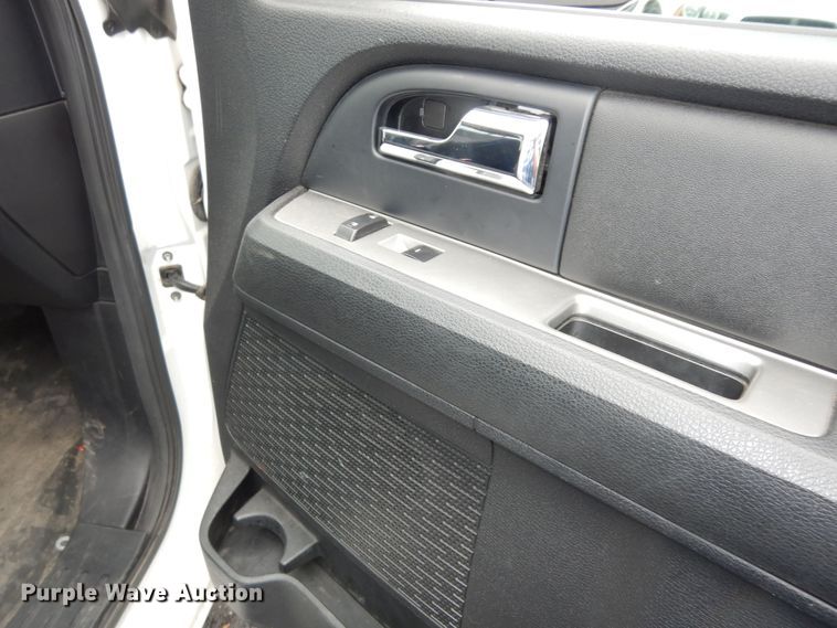image for item DN1694 2016 Ford Expedition EL  SUV