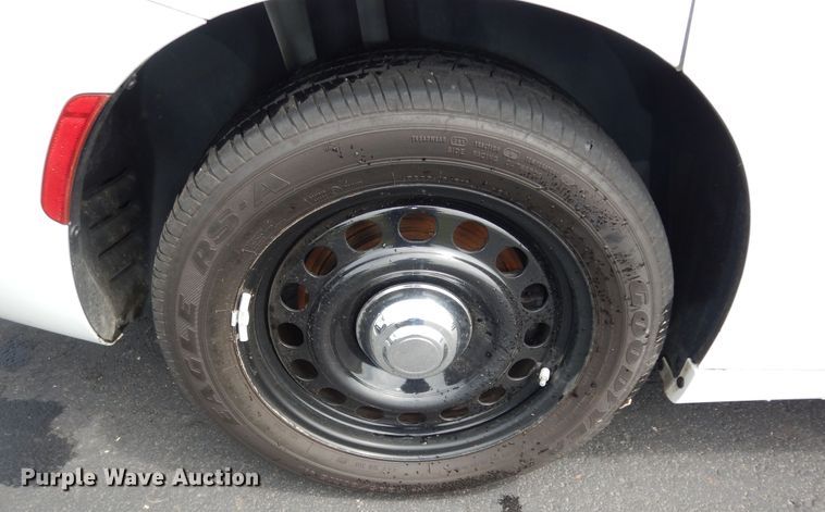 image for item DN1696 2019 Dodge Charger Police 