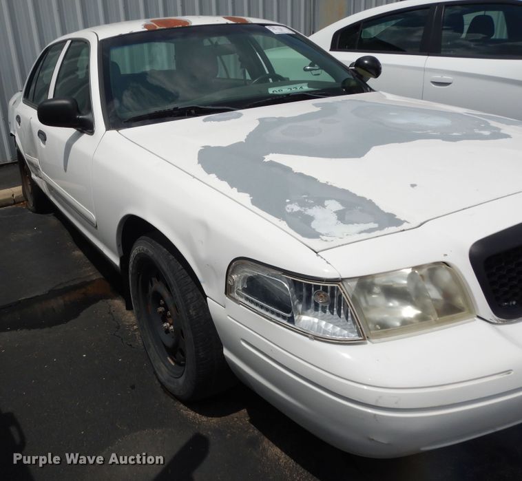 image for item DN1700 2008 Ford Crown Victoria Police Interceptor