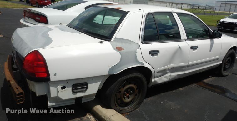 image for item DN1700 2008 Ford Crown Victoria Police Interceptor