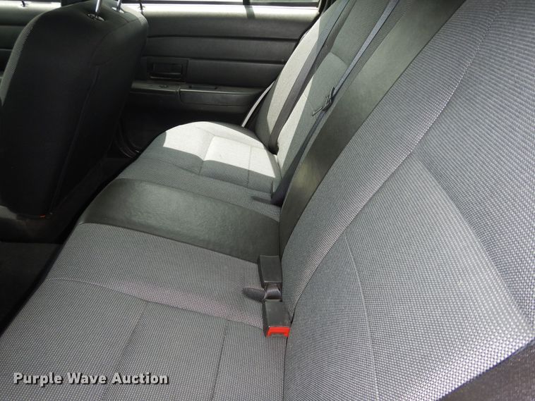 image for item DN1700 2008 Ford Crown Victoria Police Interceptor